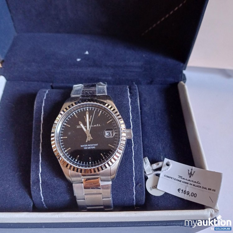 Artikel Nr. 969292 Artikel Nr. 969292: Maserati Herrenuhr Verpackung beschädigt