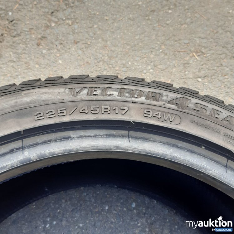 Artikel Nr. 439296 Artikel Nr. 439296: GoodYear Vector 4Seasons Gen-2 225/45R17 94W 2 Stück