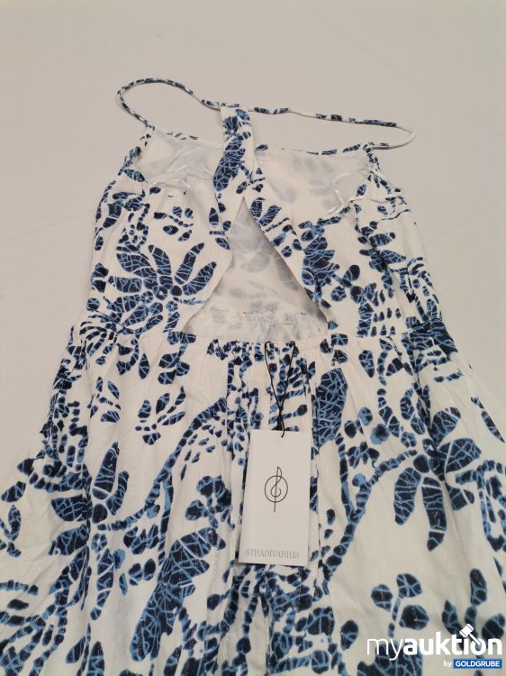Artikel Nr. 837297: Stradivarius Kleid 