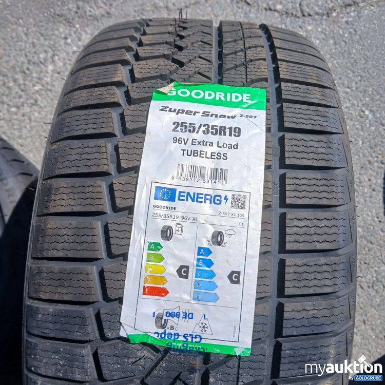 Artikel Nr. 447298 Artikel Nr. 447298: Goodride Zuper Snow 255/35 R19 96V