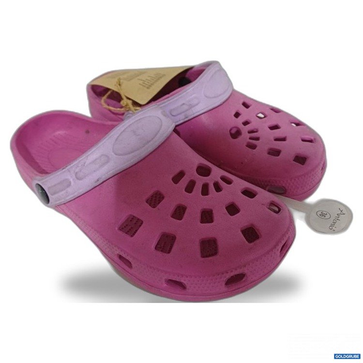 Artikel Nr. 940298 Artikel Nr. 940298: Clogs mit lila Riemen