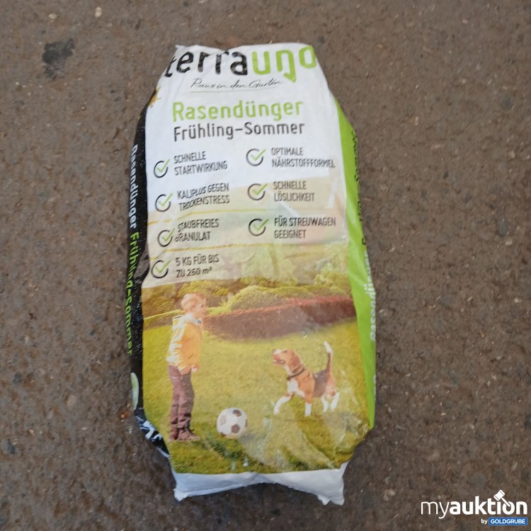 Artikel Nr. 956300: Terrauno Rasendünger Frühling-Sommer 5kg