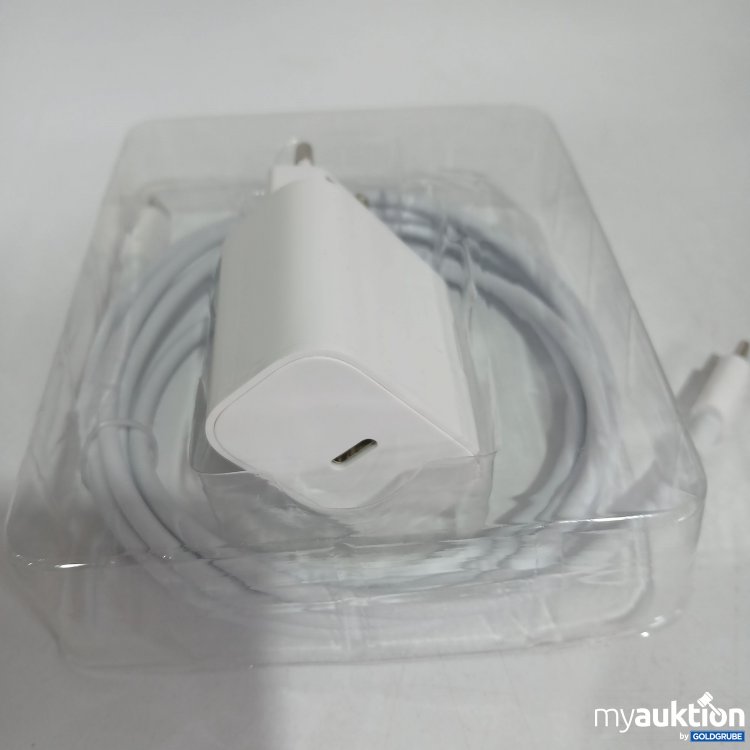 Artikel Nr. 827303 Artikel Nr. 827303: Premium Power Adapter Wall Fast Charger Block