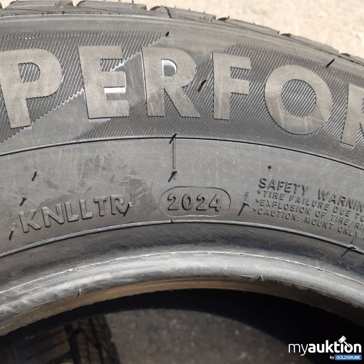 Artikel Nr. 439305 Artikel Nr. 439305: Star Performer Stratos VAN 225/65R16C 112/110R 2 Stück