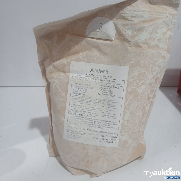 Artikel Nr. 471309 Artikel Nr. 471309: Andesit Urgesteinsmehl 2,5kg