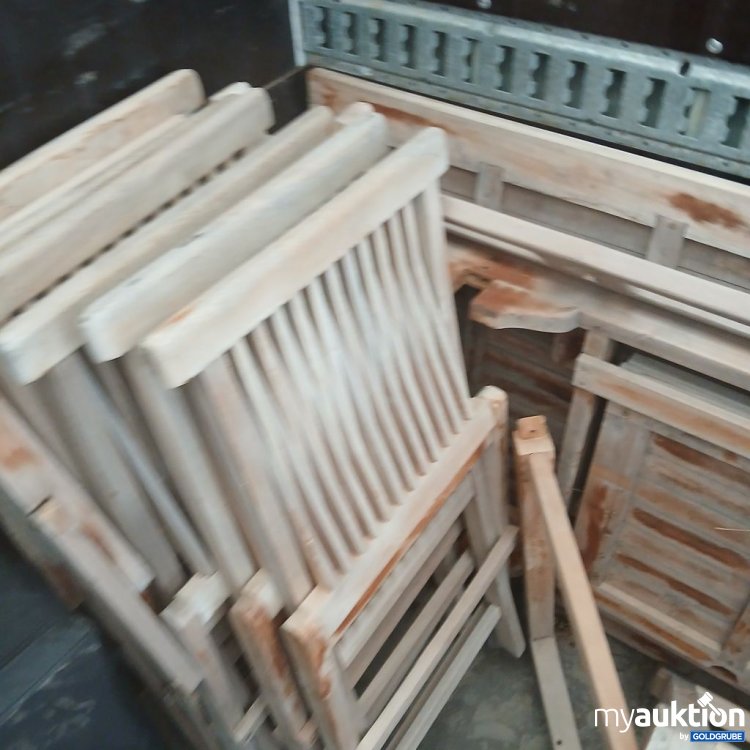 Artikel Nr. 926310 Artikel Nr. 926310: Klappstühle aus Holz mit Tisch