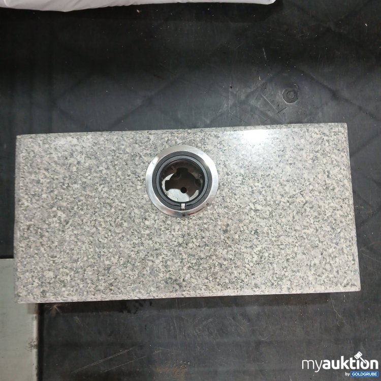 Artikel Nr. 470311 Artikel Nr. 470311: Schirmständer Granitplatte mit Metallring