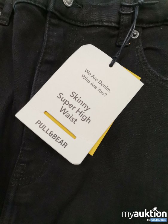 Artikel Nr. 842311: Bershka Jeans 