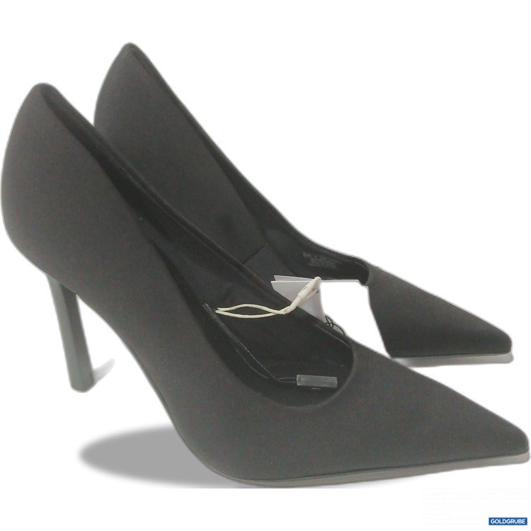 Artikel Nr. 993311 Artikel Nr. 993311: Stradivarius Highhells schwarz matt Gr 37