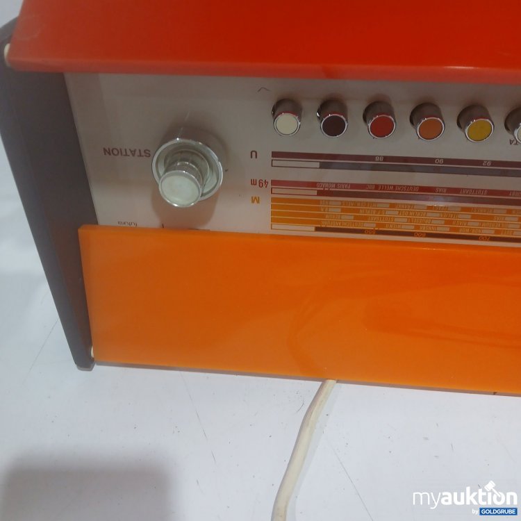 Artikel Nr. 471312 Artikel Nr. 471312: Spectra Futura Radio mit Knöpfen und Drehreglern