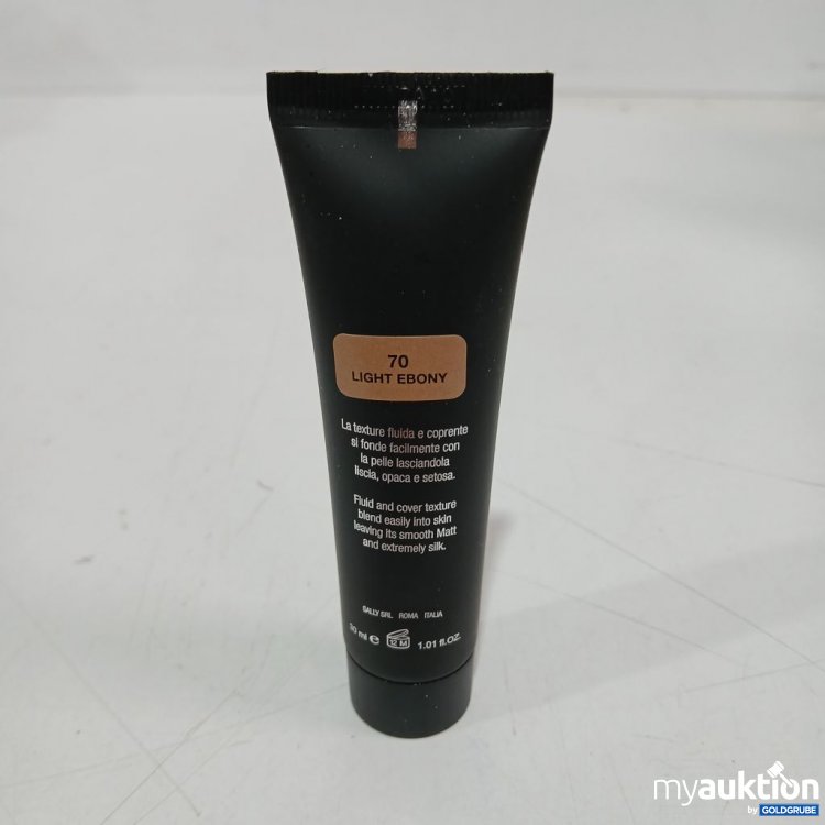 Artikel Nr. 918312: essential Matt Luminous Foundation 70 Light Ebony 30ml