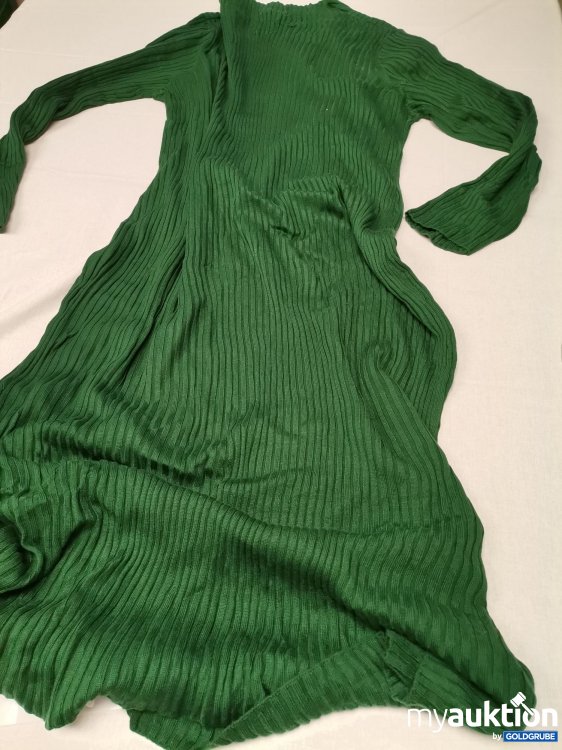 Artikel Nr. 715315 Artikel Nr. 715315: H&M Strickkleid