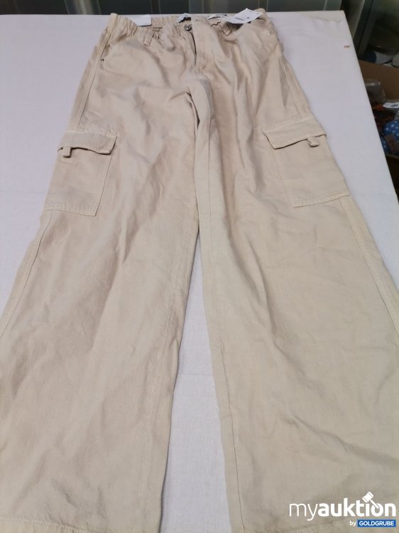 Artikel Nr. 716315 Artikel Nr. 716315: Bershka Cargo straight Jeans
