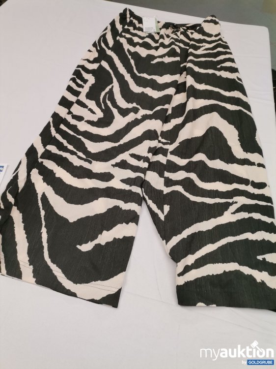 Artikel Nr. 775317 Artikel Nr. 775317: H&M Schlupfhose