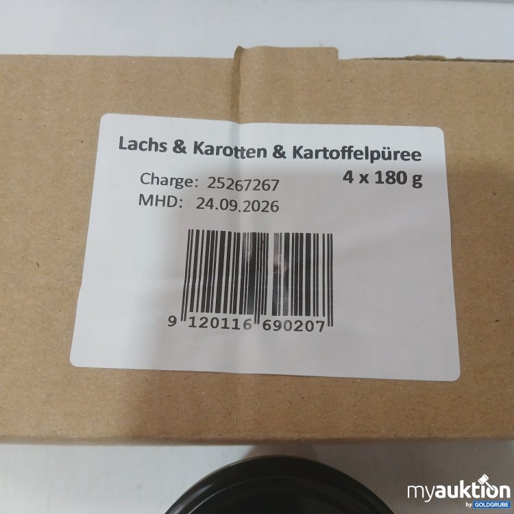 Artikel Nr. 942319 Artikel Nr. 942319: Buon Vivo Lachs & Karotten Kartoffelpüree 4x180g