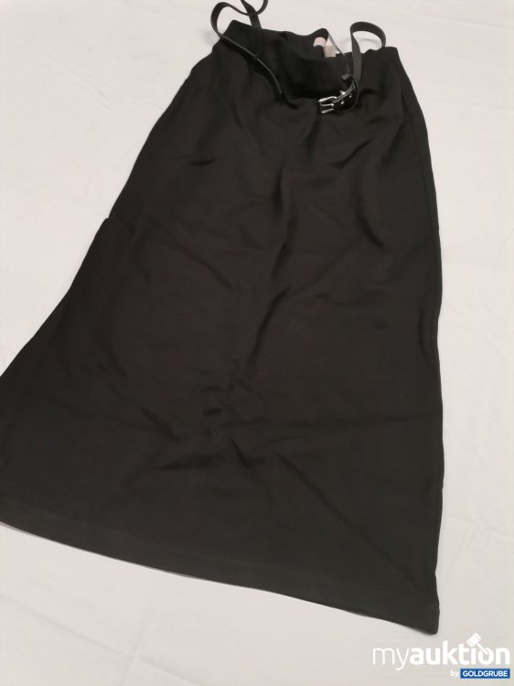 Artikel Nr. 789320 Artikel Nr. 789320: H&M Rock mit Gürtel