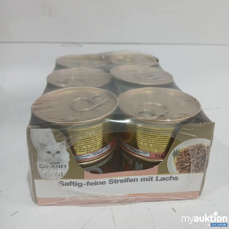 Artikel Nr. 477322 Artikel Nr. 477322: Purina Gourmet Gold Katzenfutter Saftig-feine Streifen mit Lachs 12x85g