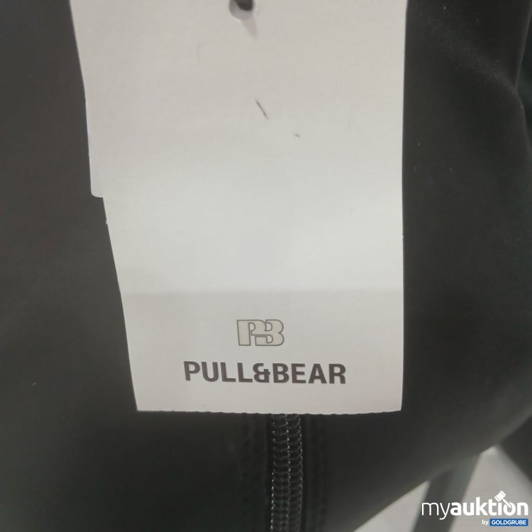 Artikel Nr. 993326 Artikel Nr. 993326: Pull&Bear Stiefeletten Schwarz Hochfront