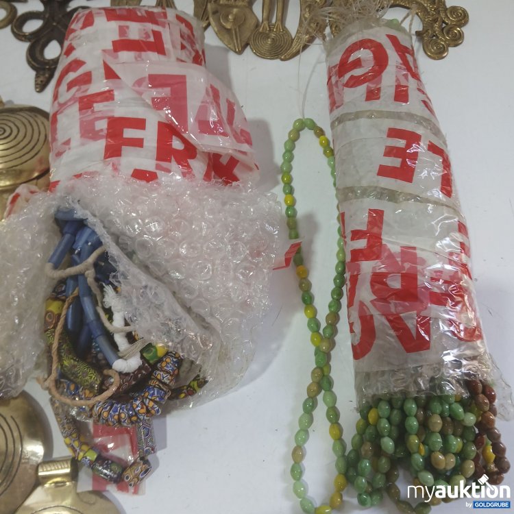 Artikel Nr. 995328 Artikel Nr. 995328: Afrikanischer Schmuck lt. Bild