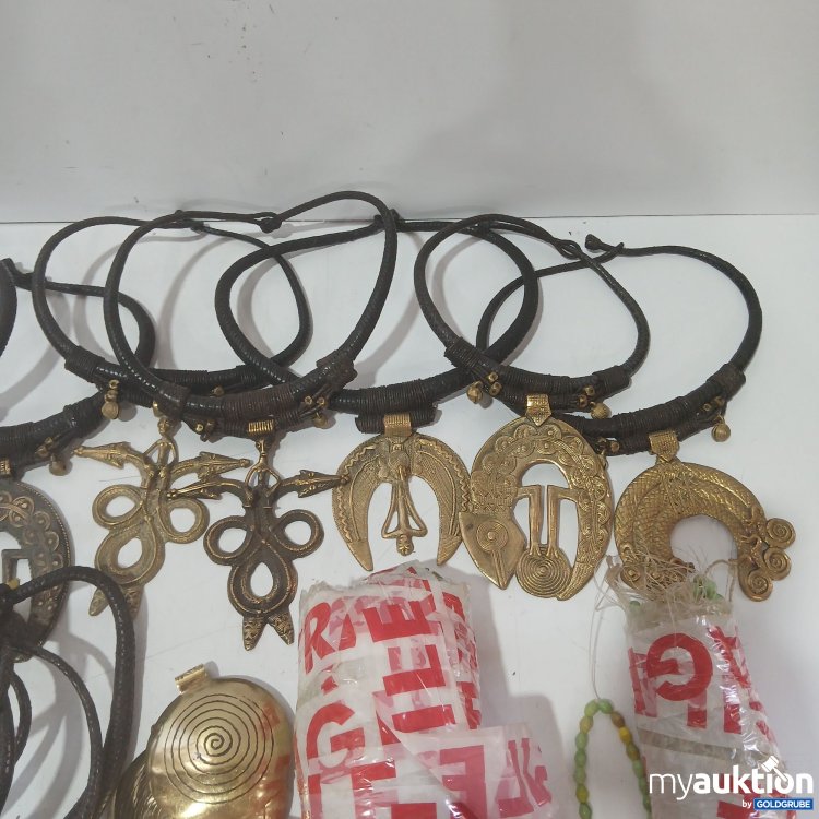 Artikel Nr. 995328 Artikel Nr. 995328: Afrikanischer Schmuck lt. Bild