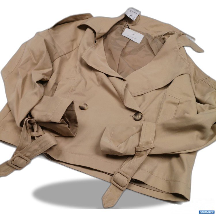 Artikel Nr. 880331 Artikel Nr. 880331: Stradivarius Jacke