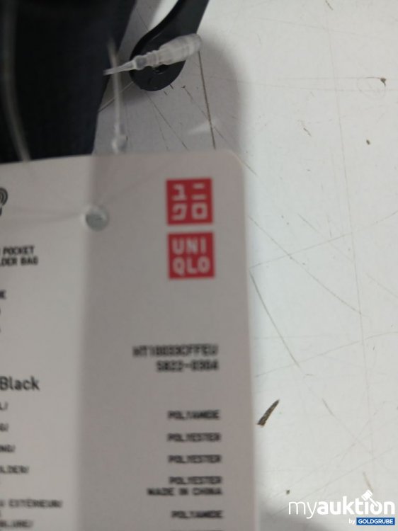 Artikel Nr. 933332 Artikel Nr. 933332: UNIQLO Hybrid Shoulder Bag Schwarz