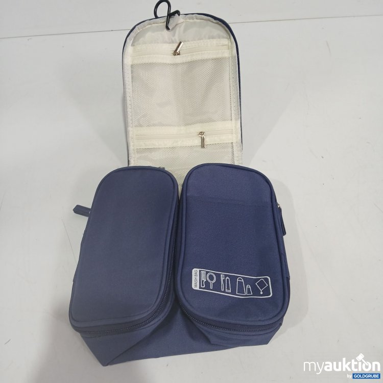 Artikel Nr. 519335 Artikel Nr. 519335: Geräumige Kulturtasche blau
