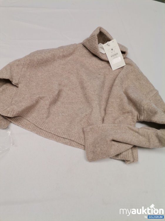 Artikel Nr. 863337 Artikel Nr. 863337: Bershka Pullover kurz