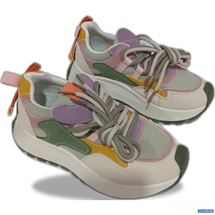 Artikel Nr. 933338 Artikel Nr. 933338: Sneaker mit mehrfarbigem Obermaterial, Schnürung und Zugschlaufen an der Ferse größe 35 Marke nicht ersichtlich