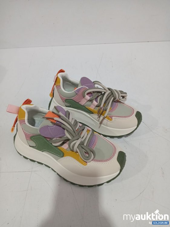 Artikel Nr. 933338 Artikel Nr. 933338: Sneaker mit mehrfarbigem Obermaterial, Schnürung und Zugschlaufen an der Ferse größe 35 Marke nicht ersichtlich