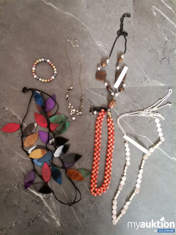 Artikel Nr. 969343: Schmuck lt Foto 