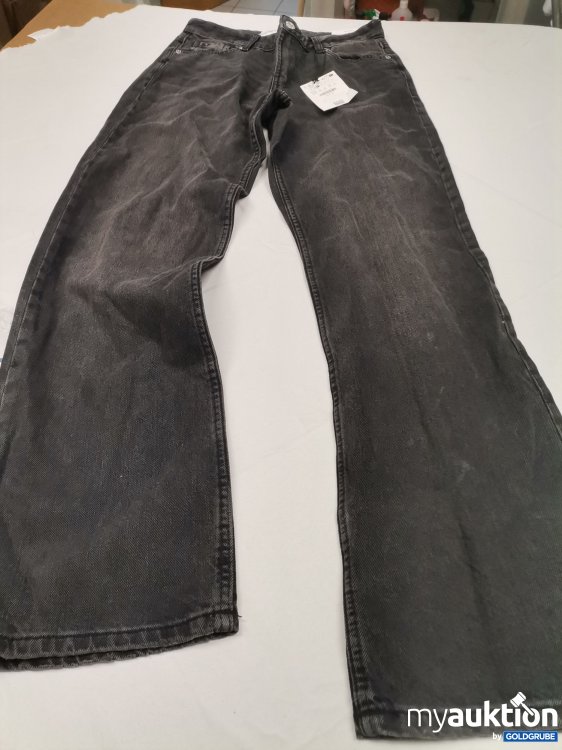 Artikel Nr. 837348: Bershka Jeans 