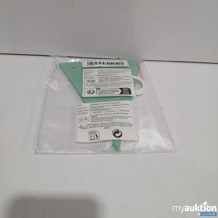 Artikel Nr. 890348: Dreieckige Party-Wimpeln Grün,Rosa,Weiß zum Aufhängen 15Stück ca 17cm  