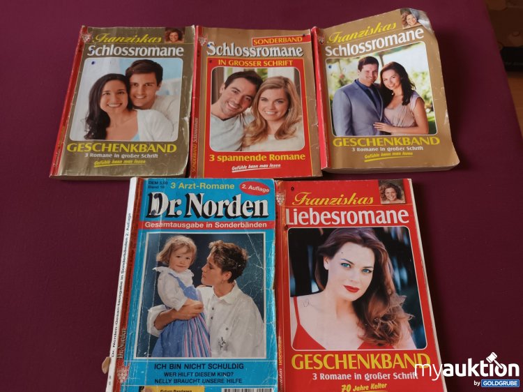 Artikel Nr. 999348 Artikel Nr. 999348: 5 x Liebesromane Sammelbände (=15 Romane)
