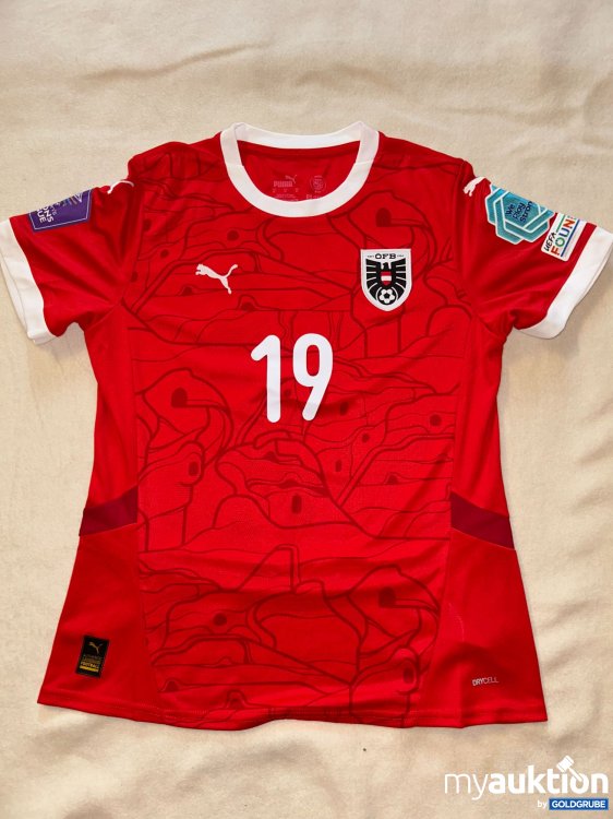 Artikel Nr. 904350: Signiertes Trikot von Verena Hanshaw, ÖFB-Teamspielerin 