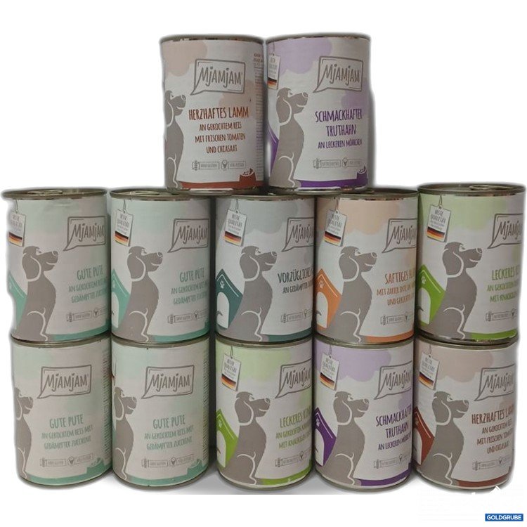 Artikel Nr. 973354 Artikel Nr. 973354: MjAMjAM Hundefutter
Diverse Sorten 12×400g