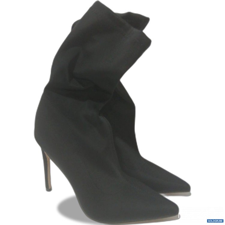 Artikel Nr. 993354 Artikel Nr. 993354: Schwarze Stiefel mit hohem Absatz und einem faltbaren Schaft. Größe EUR 38.