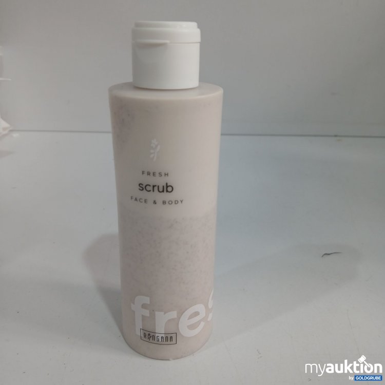 Artikel Nr. 856355 Artikel Nr. 856355: Fresh scrub Face&Body 200ml