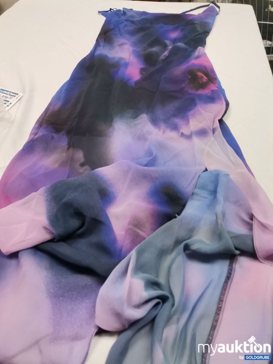 Artikel Nr. 837356: Lipsy London Kleid 