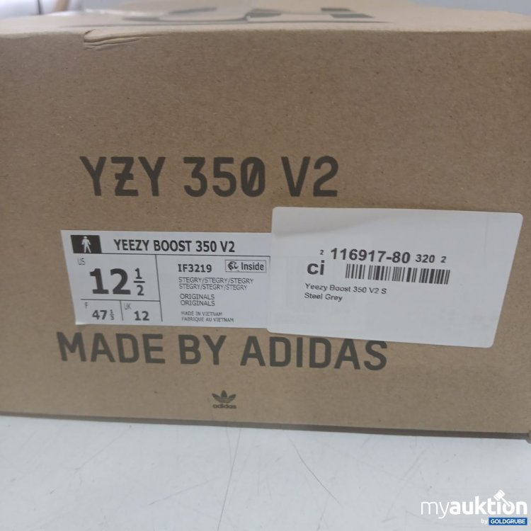 Artikel Nr. 992356 Artikel Nr. 992356: Yeezy Boost 350 V2 Grau