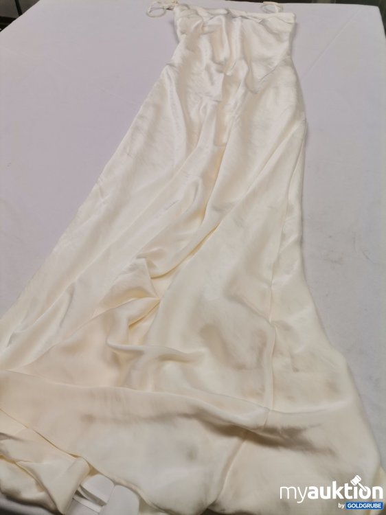 Artikel Nr. 822358 Artikel Nr. 822358: Abercrombie and Fitch Kleid Satin