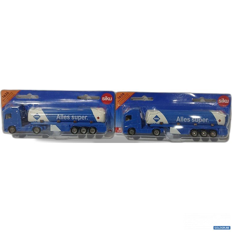 Artikel Nr. 523359: Siku Volvo Tanksattelzug 2er Set