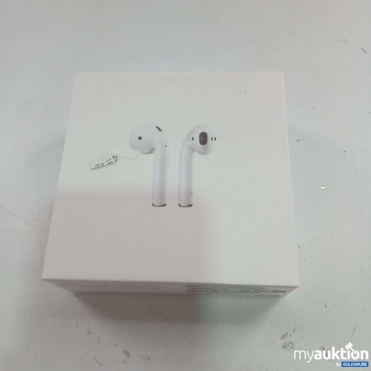 Artikel Nr. 397360 Artikel Nr. 397360: Apple AirPods with Charging Case MV7N2ZM/A