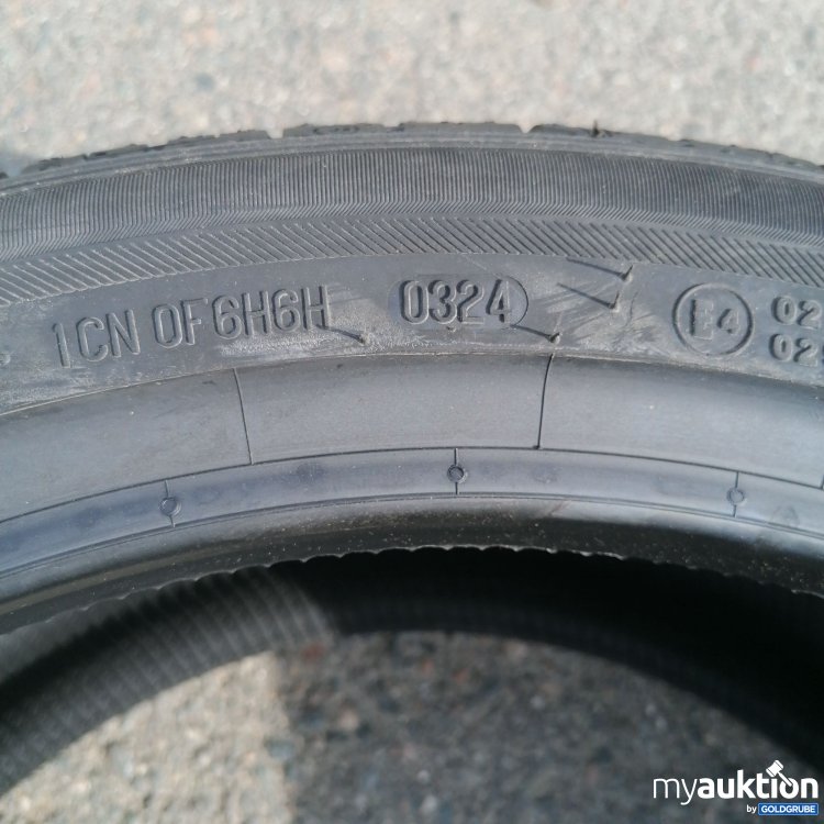 Artikel Nr. 440365 Artikel Nr. 440365: Barum Bravuris 5HM 235/45R 19 XL 99W