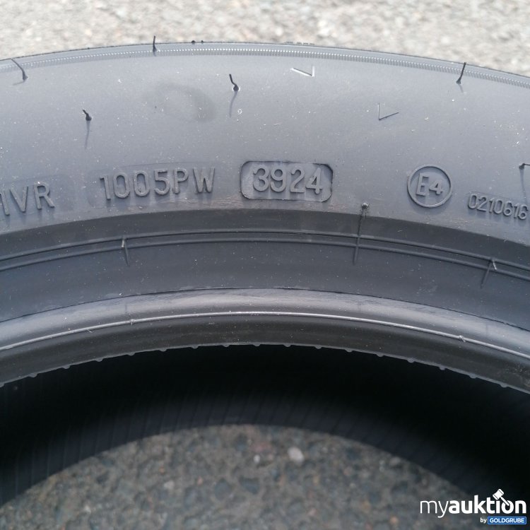 Artikel Nr. 440369 Artikel Nr. 440369: Bridgestone Blizzak LM005 245/50 R19 105H XL