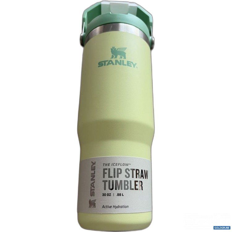 Artikel Nr. 931370 Artikel Nr. 931370: Stanley Flip Straw Tumbler 30 oz 887ml