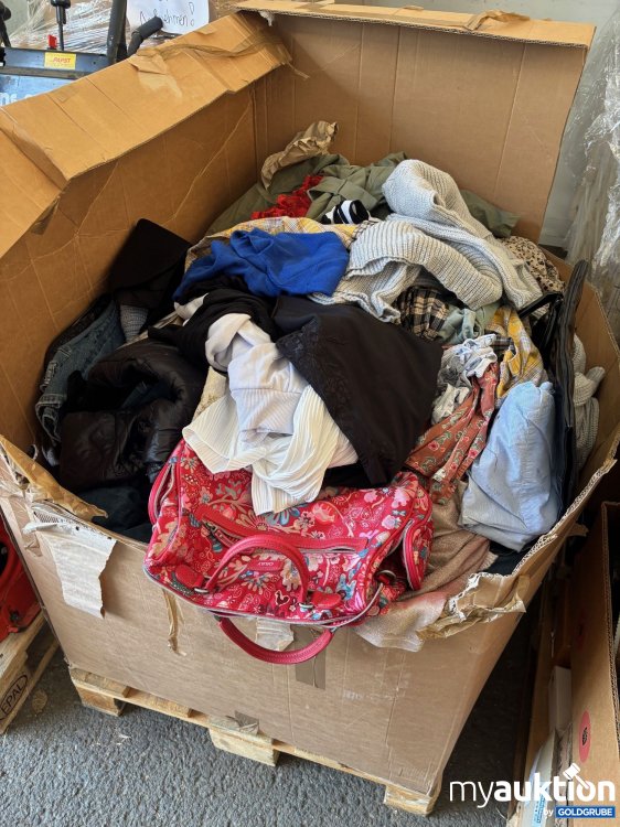 Artikel Nr. 913371: Gebrauchte Kleidung