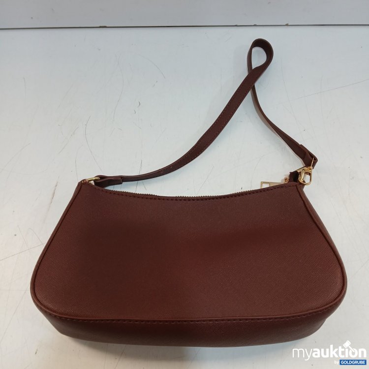 Artikel Nr. 468372 Artikel Nr. 468372: Handtasche braun mit Reißverschluss und kurzem Henkel breite ca.10cm höhe ca.6cm