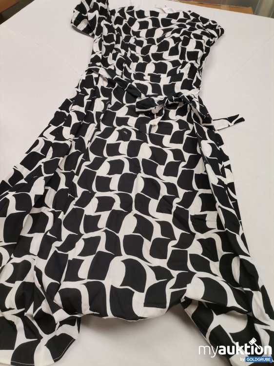 Artikel Nr. 822372 Artikel Nr. 822372: Alba Moda Kleid