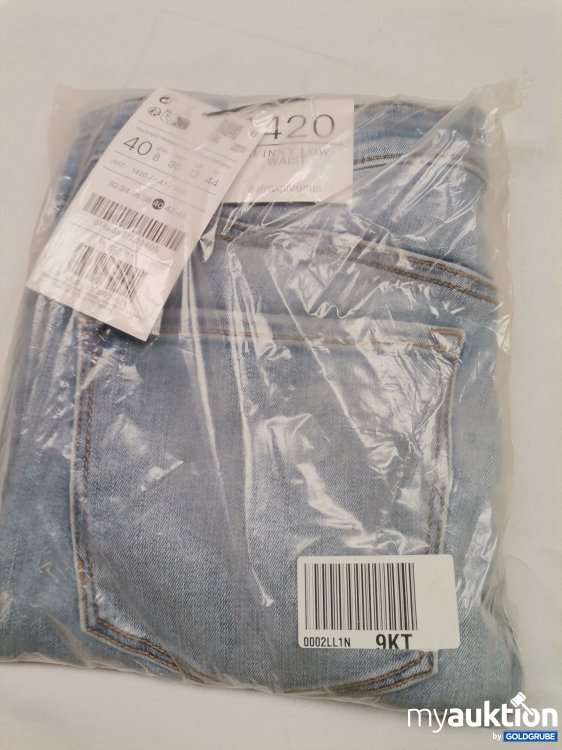 Artikel Nr. 822378 Artikel Nr. 822378: Stradivarius skinny low waist Jean's